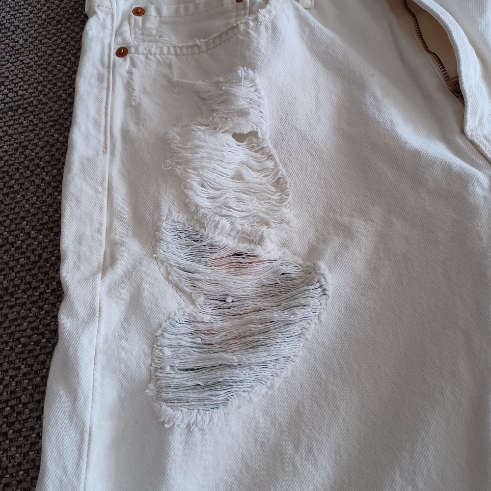 LEVIS - Picture 6 of 6
